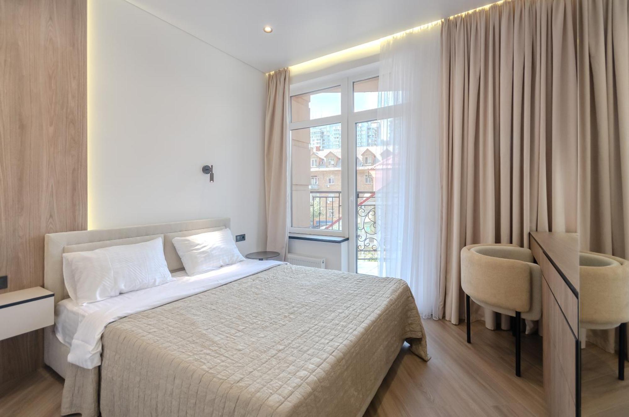 Petrovdom 2-76 Luxury Living In Rc Pechersk Plaza Kijev Kültér fotó