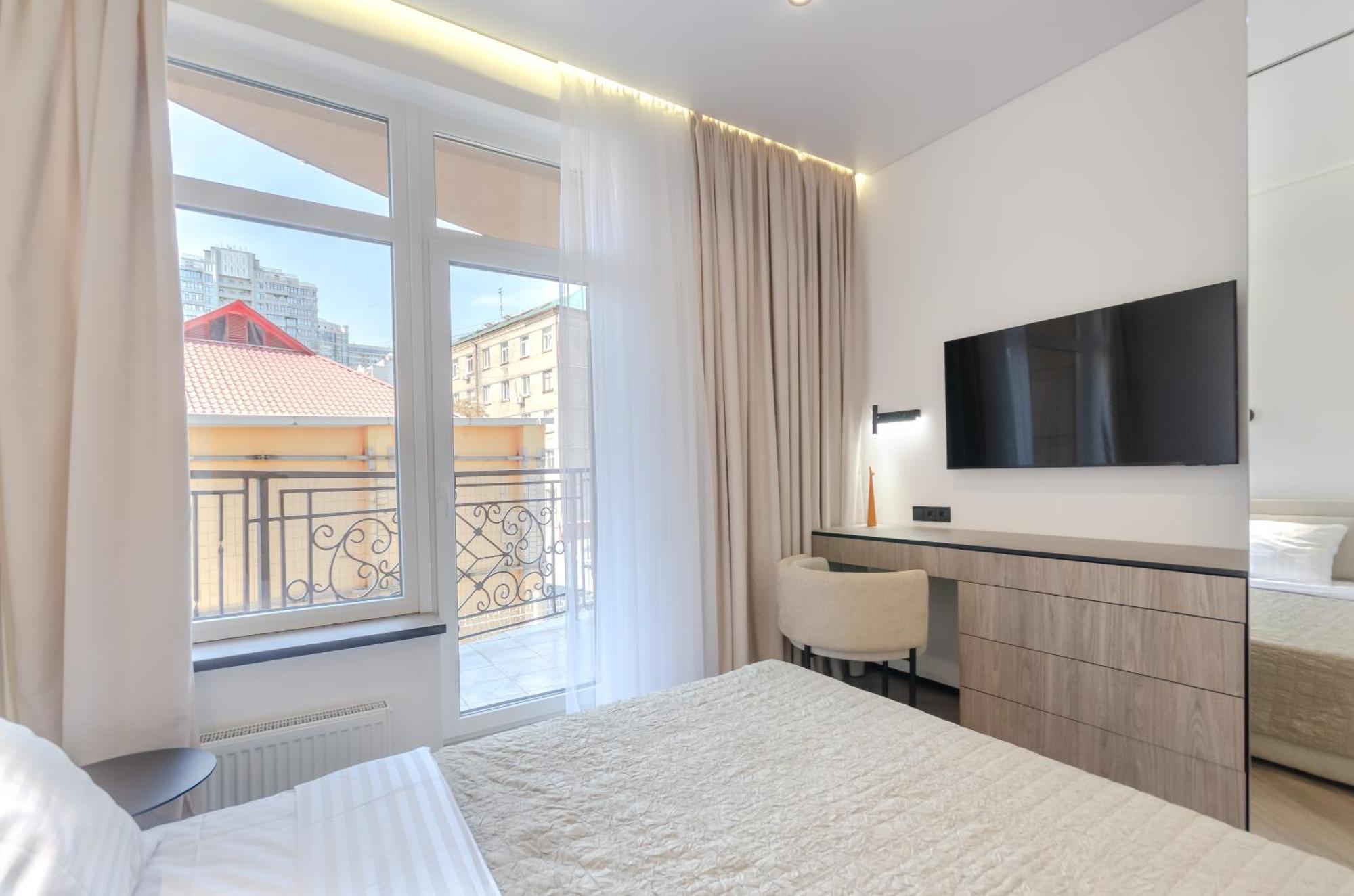 Petrovdom 2-76 Luxury Living In Rc Pechersk Plaza Kijev Kültér fotó